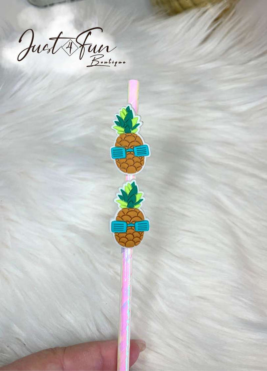 ANANAS COOL à lunette;  straw topper/charms Just 4 Fun Boutique