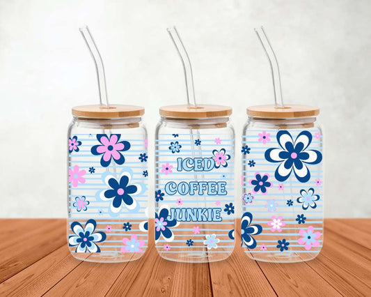ICED COFFEE JUNKIE -Enveloppement UV DTF cup wrap Just4Fun Boutique