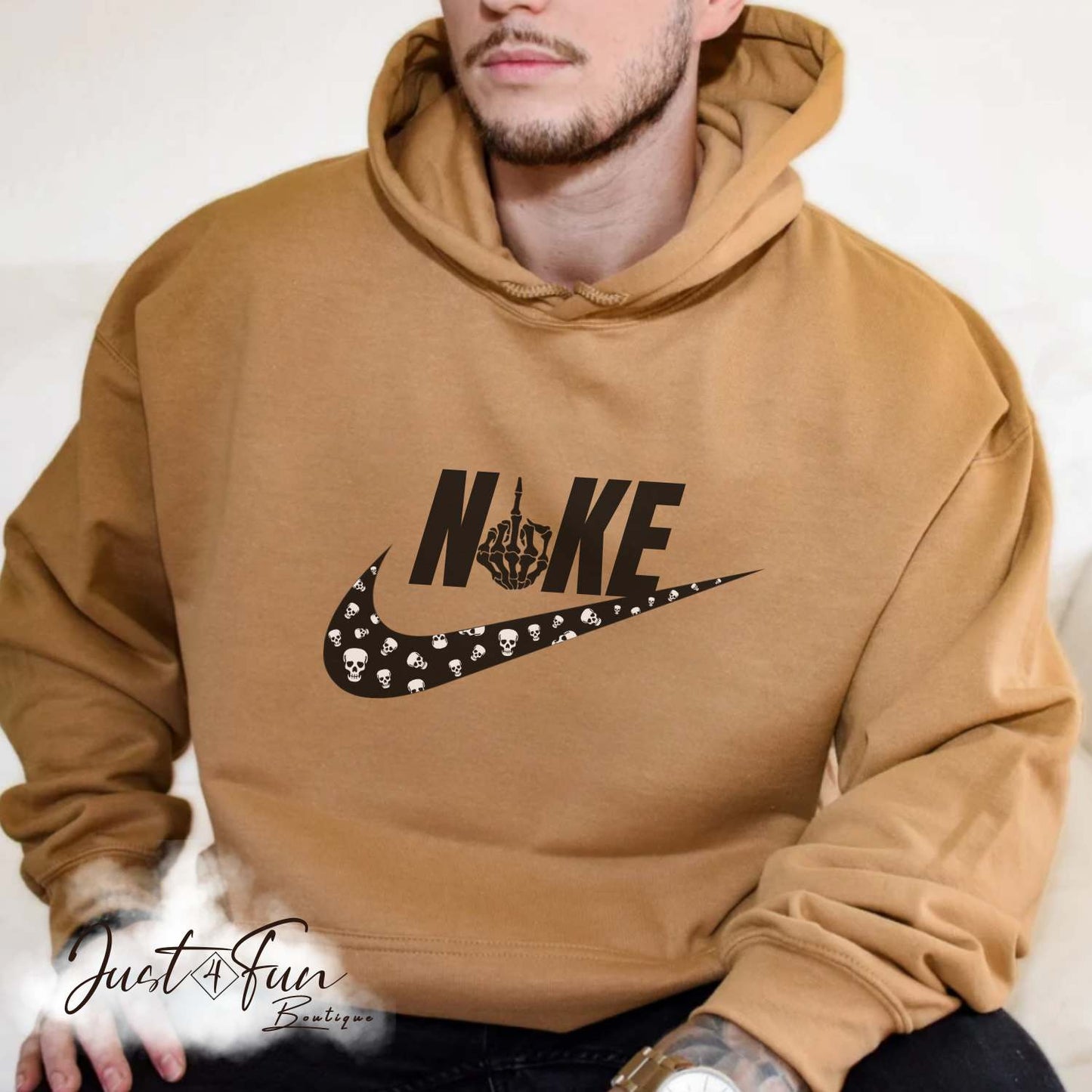 www.j4funboutique.com Nike Skull hoodie/sweatshirt