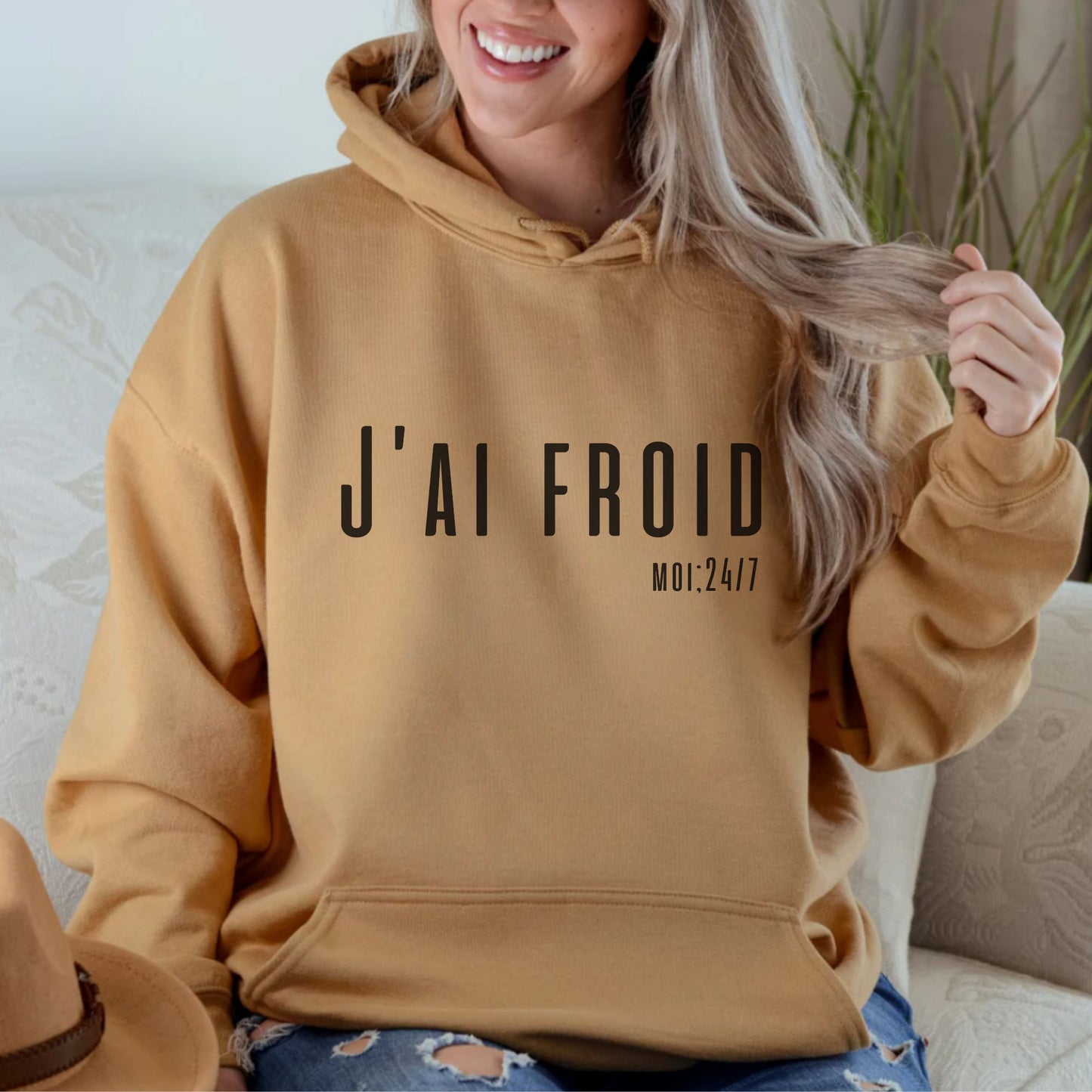 j'ai froid moi 24-7 Hoodie/Sweatshirt www.j4funboutique.com